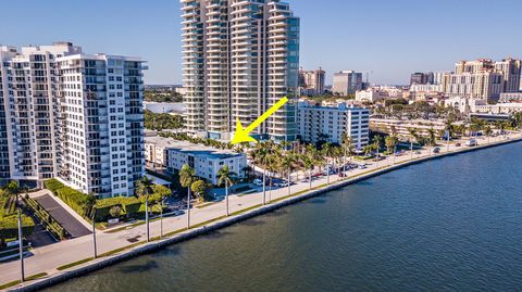 1527 S Flagler Drive 113f West Palm Beach FL 33401