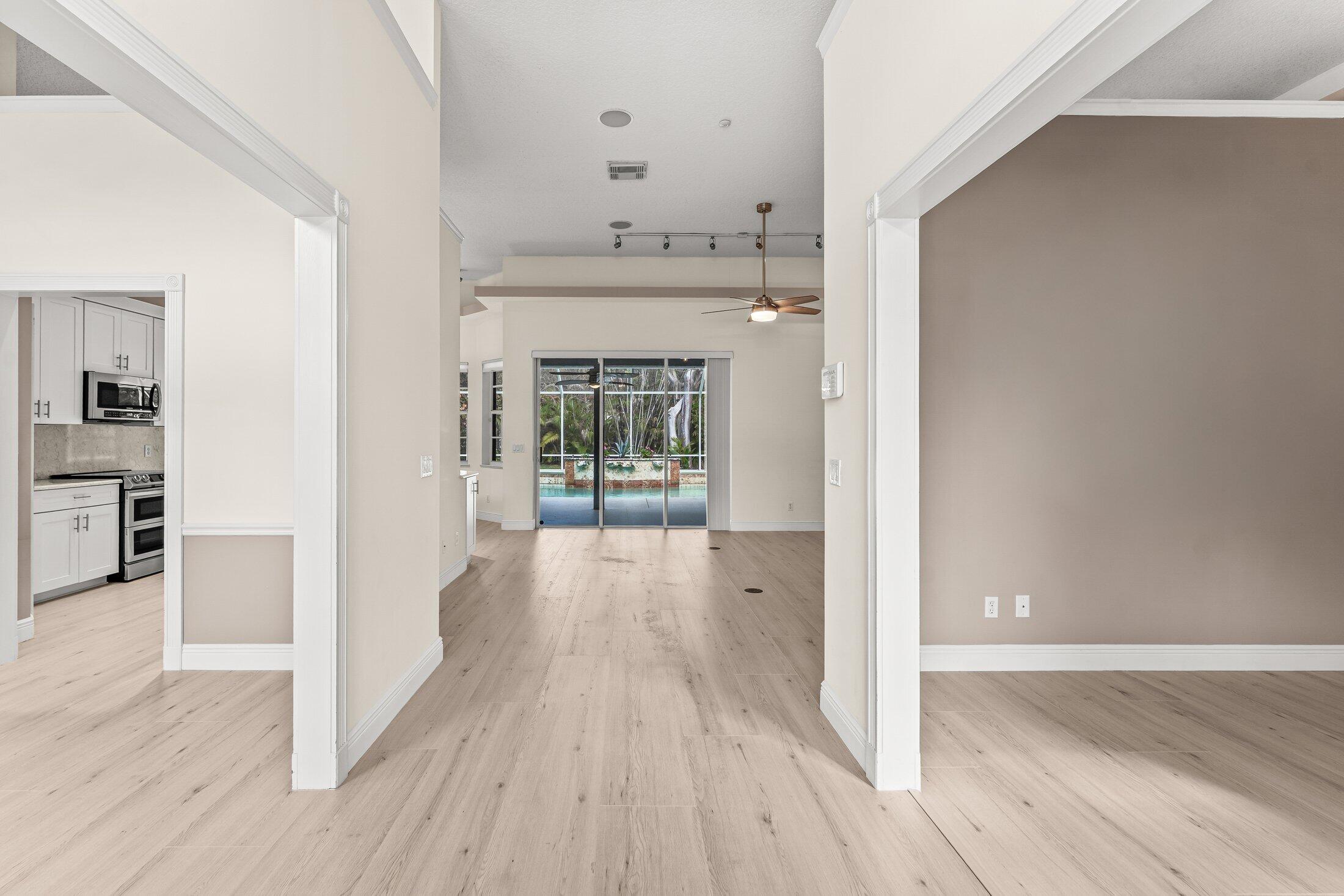 3741 SE Bowsprit Court