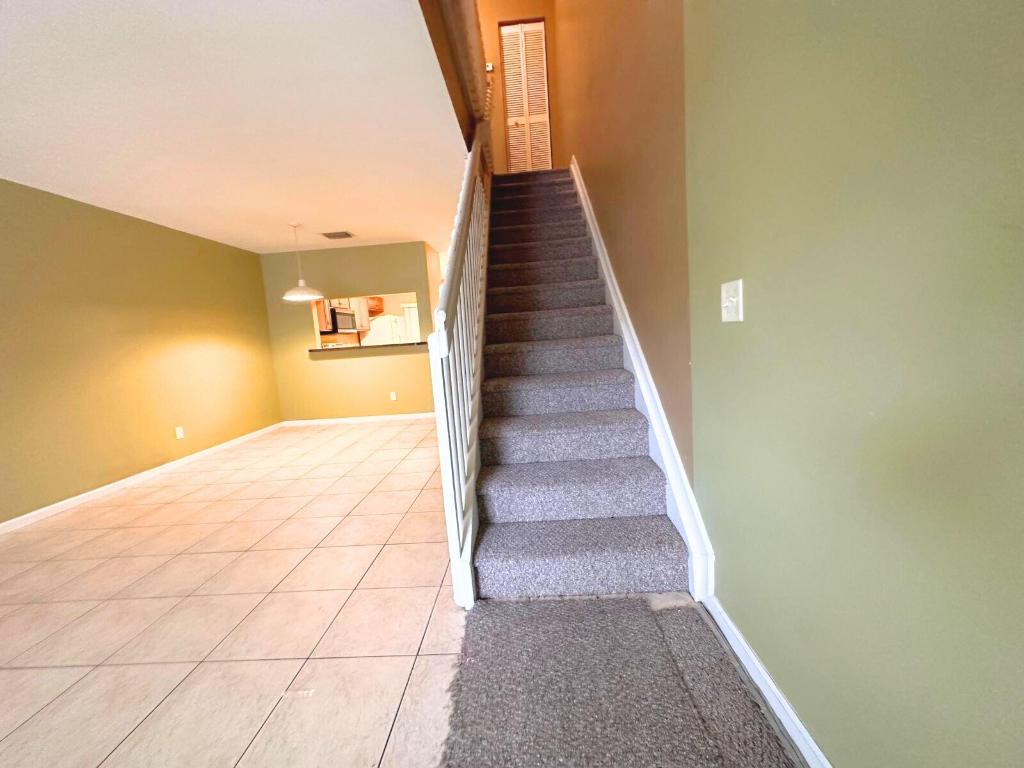 S & R Of Inverrary Prcl S - Residential Lease