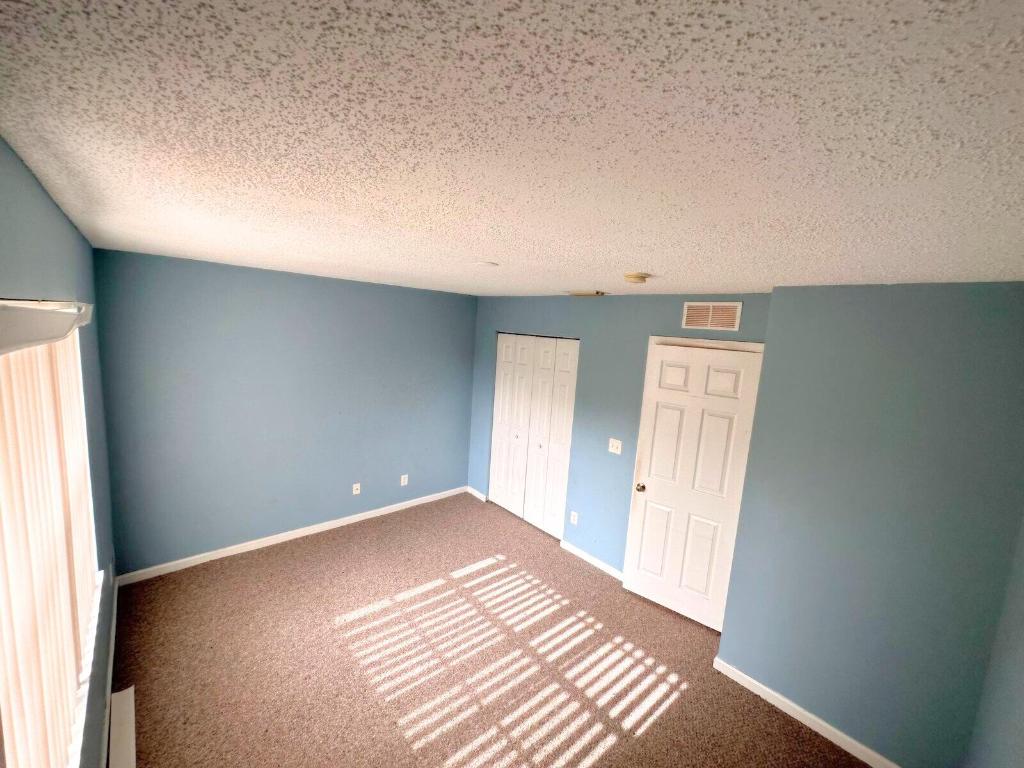 S & R Of Inverrary Prcl S - Residential Lease