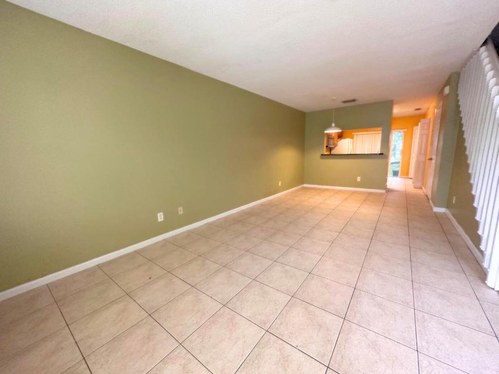 S & R Of Inverrary Prcl S - Residential Lease