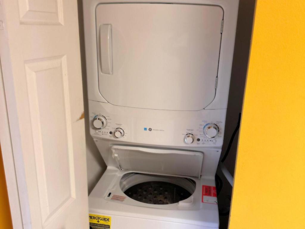 S & R Of Inverrary Prcl S - Residential Lease