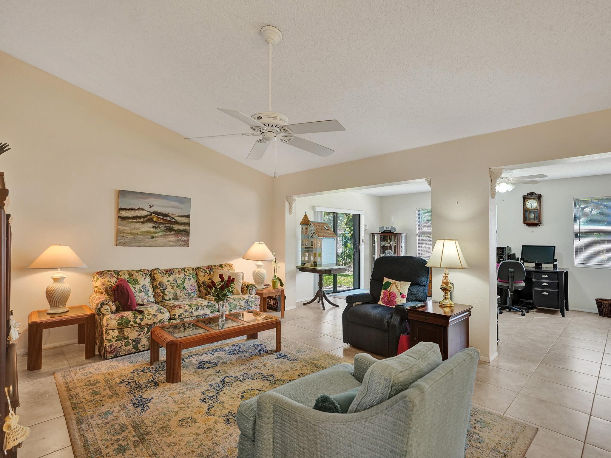 The Meadows Of Crystal La - Residential