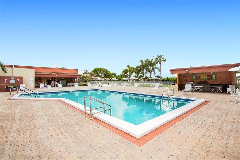 The Meadows Of Crystal La - Residential