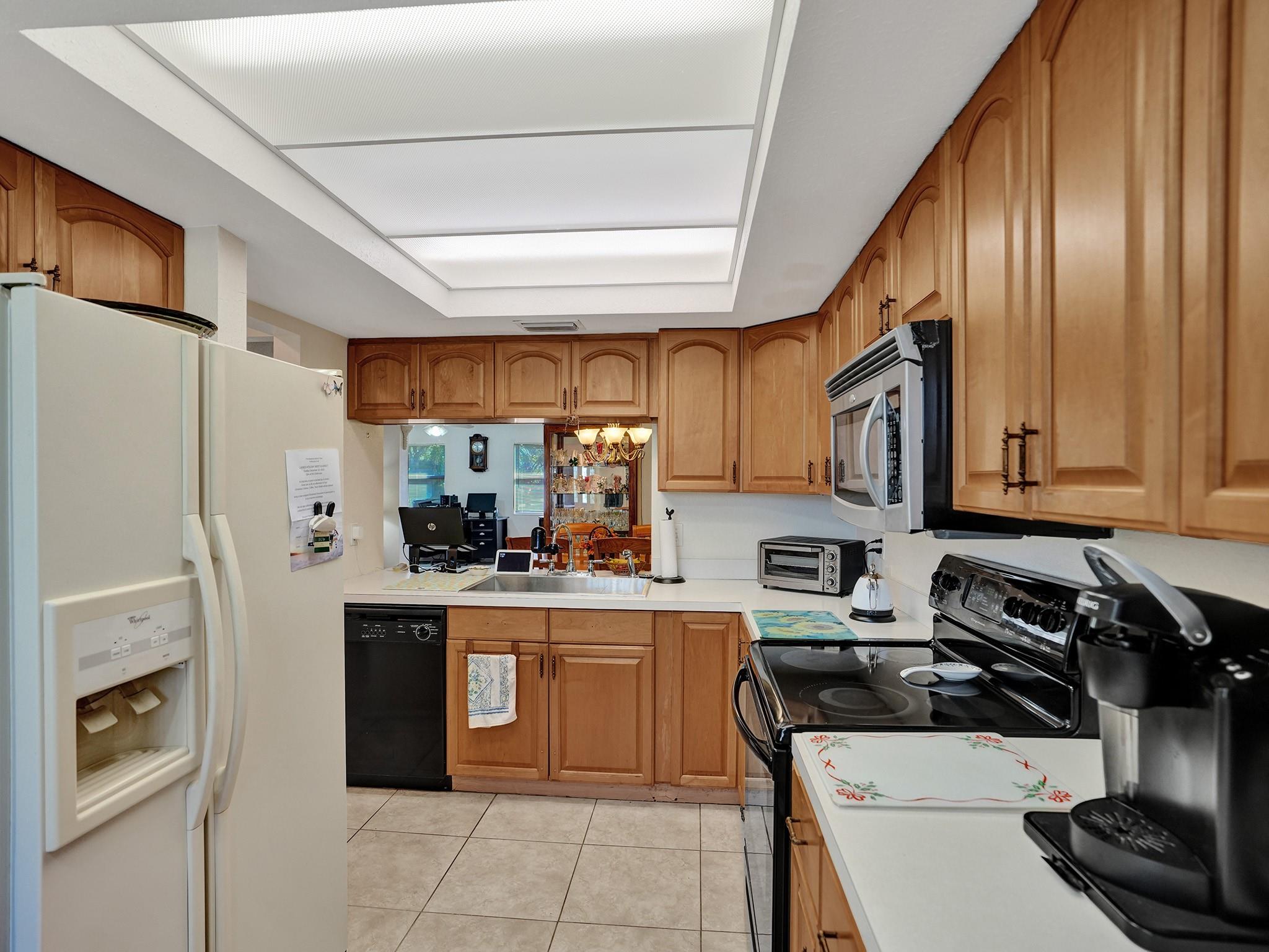 The Meadows Of Crystal La - Residential
