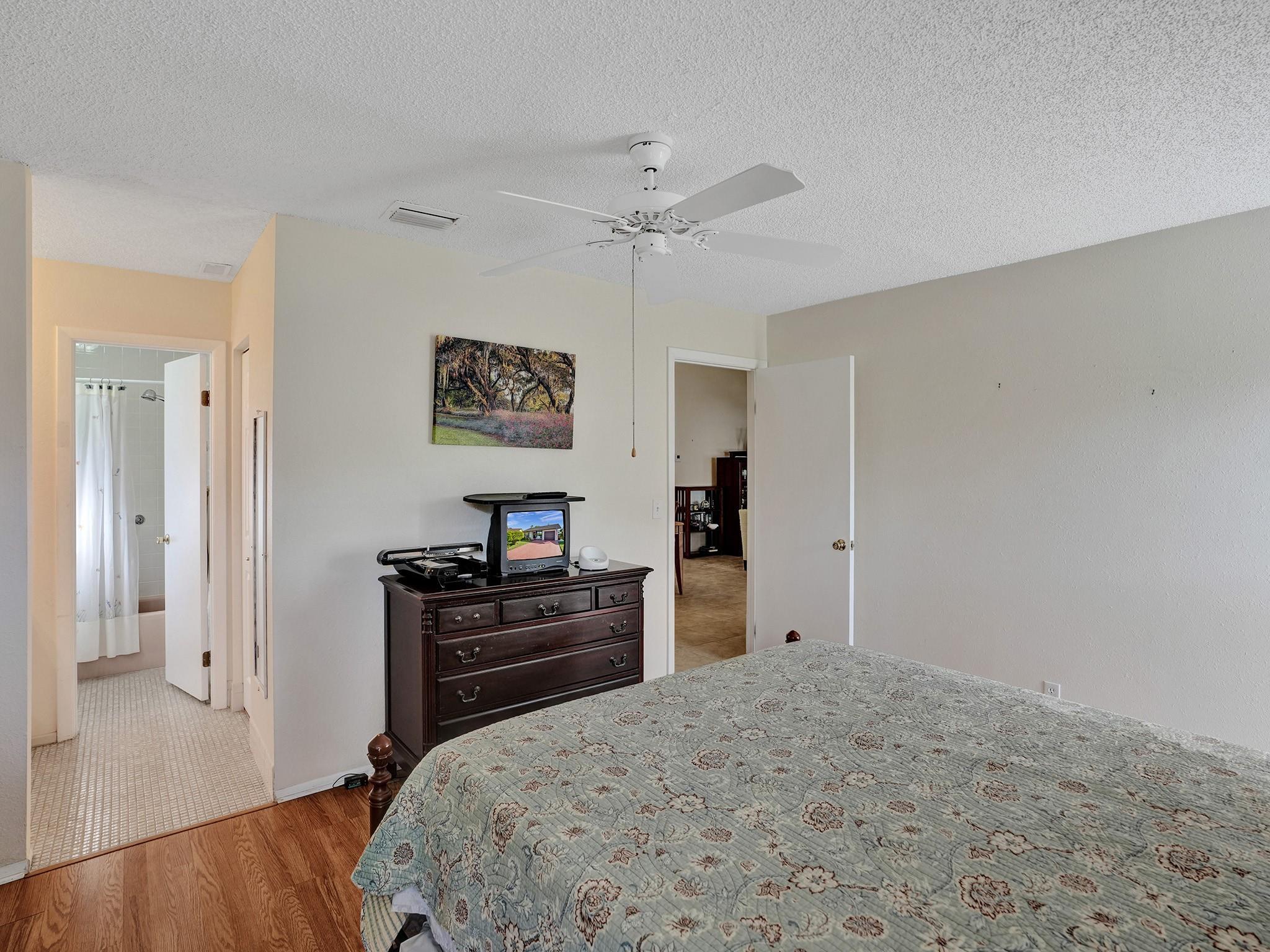 The Meadows Of Crystal La - Residential