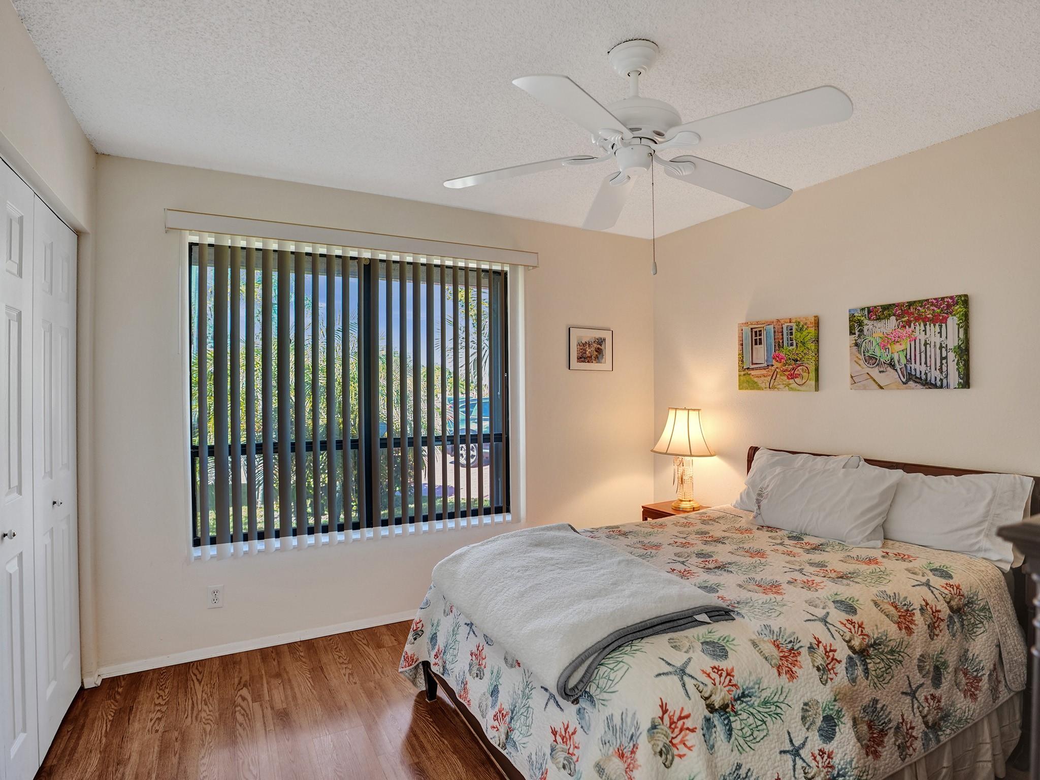 The Meadows Of Crystal La - Residential