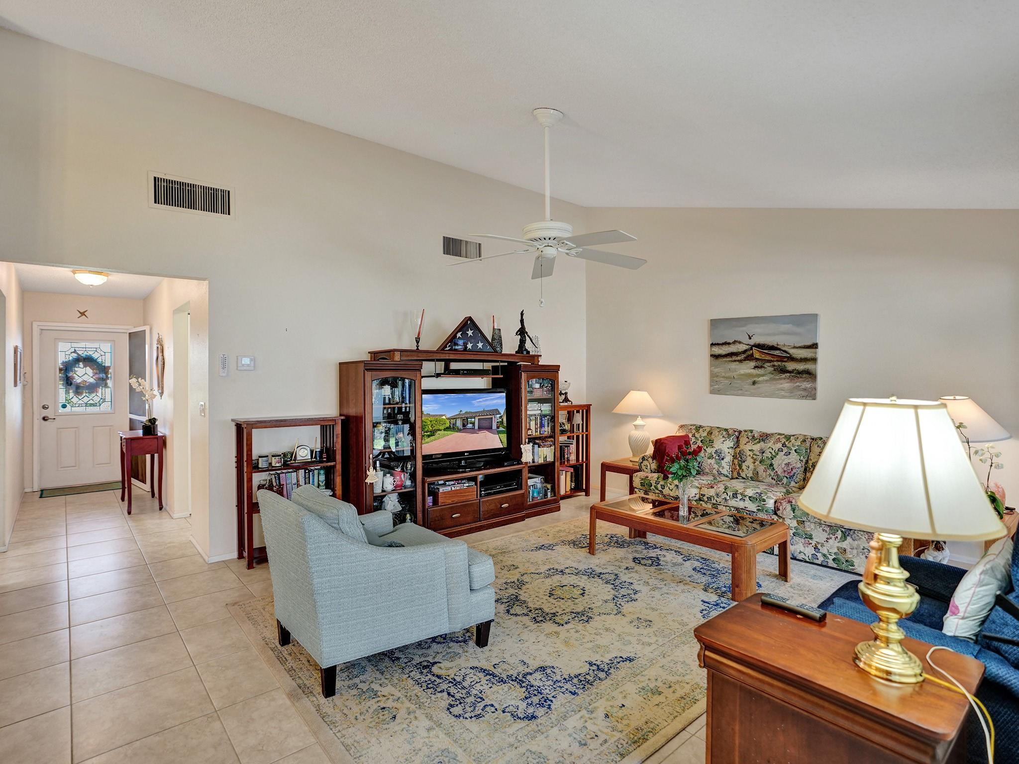 The Meadows Of Crystal La - Residential