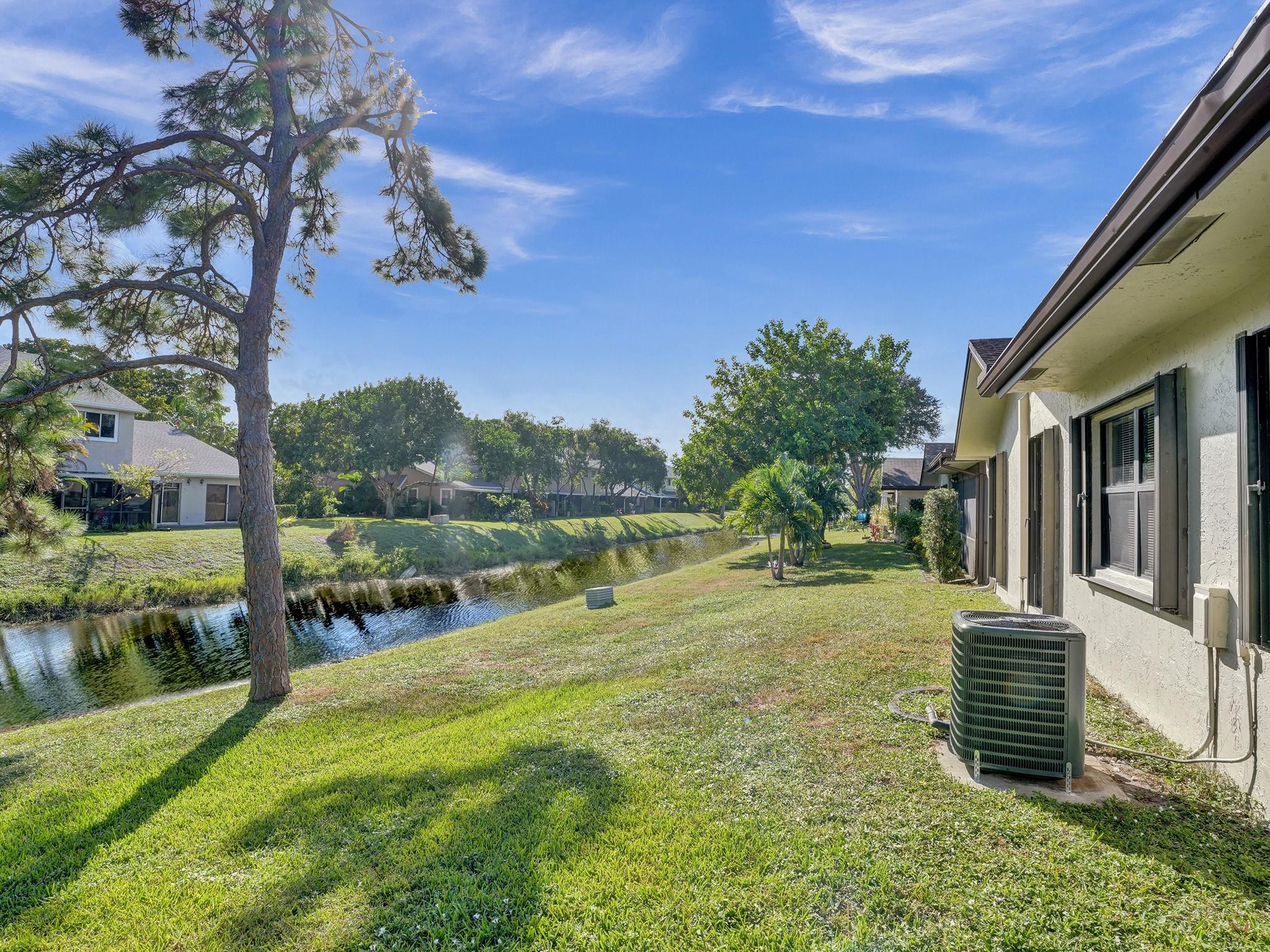 The Meadows Of Crystal La - Residential