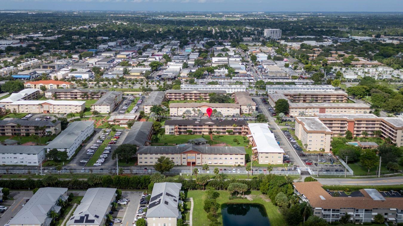 BEVERLY HILLS - Residential