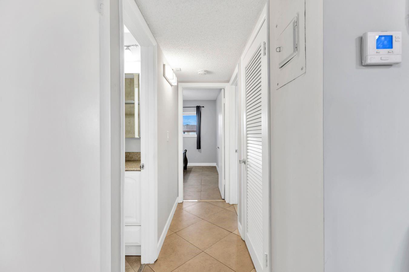 BEVERLY HILLS - Residential