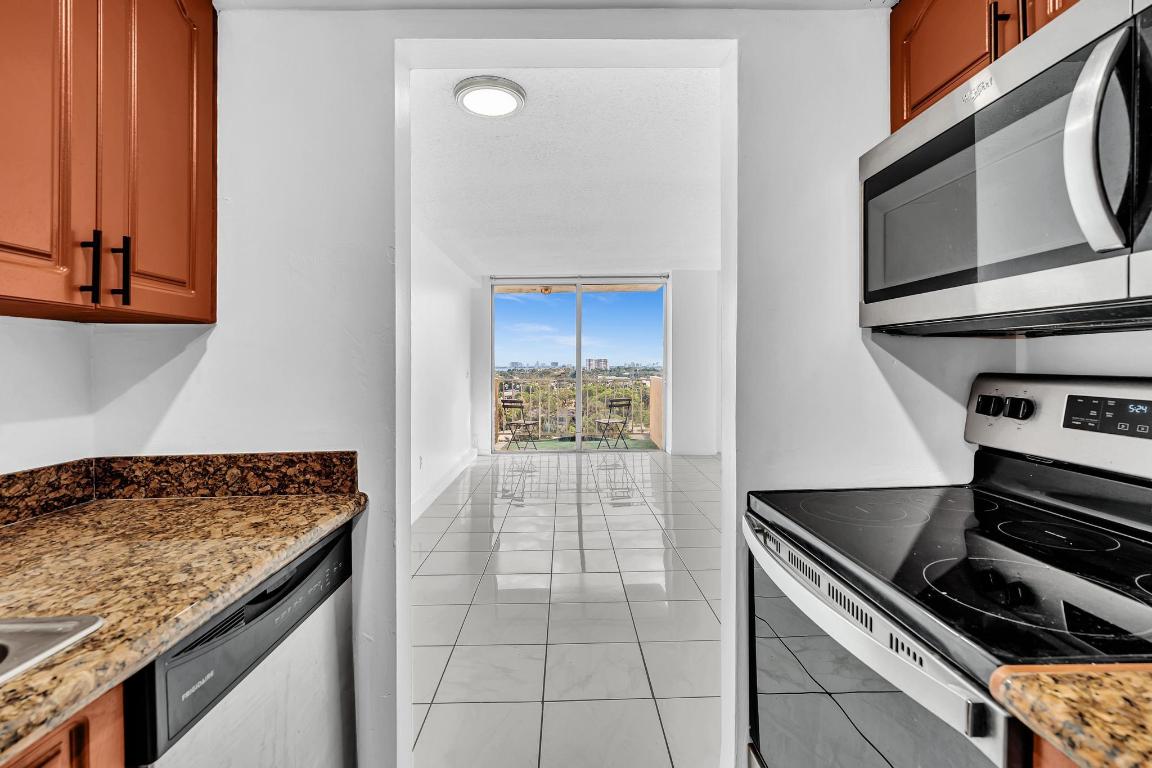 VECINO DEL MAR CONDO - Residential Lease