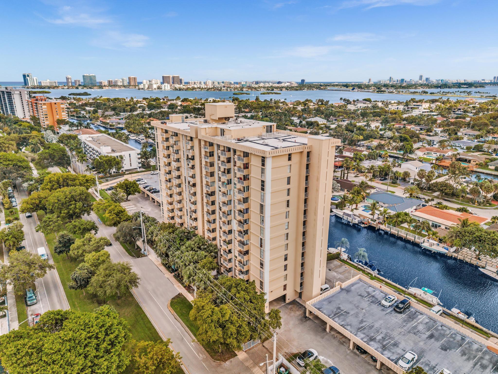 VECINO DEL MAR CONDO - Residential Lease
