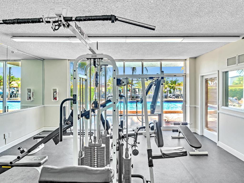 VECINO DEL MAR CONDO - Residential Lease