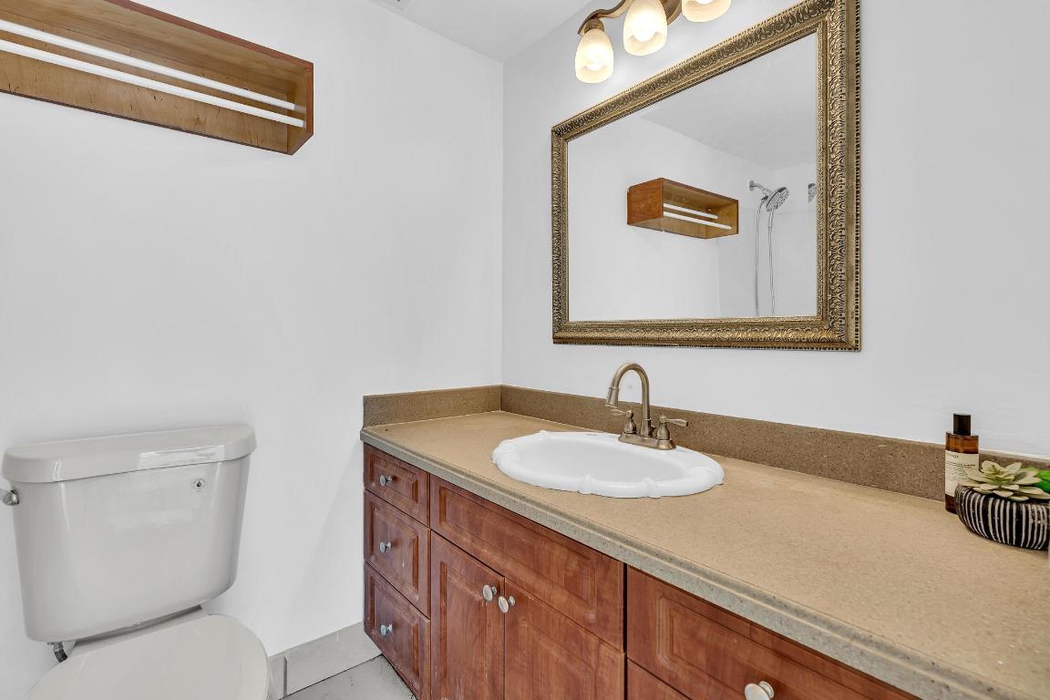 VECINO DEL MAR CONDO - Residential Lease