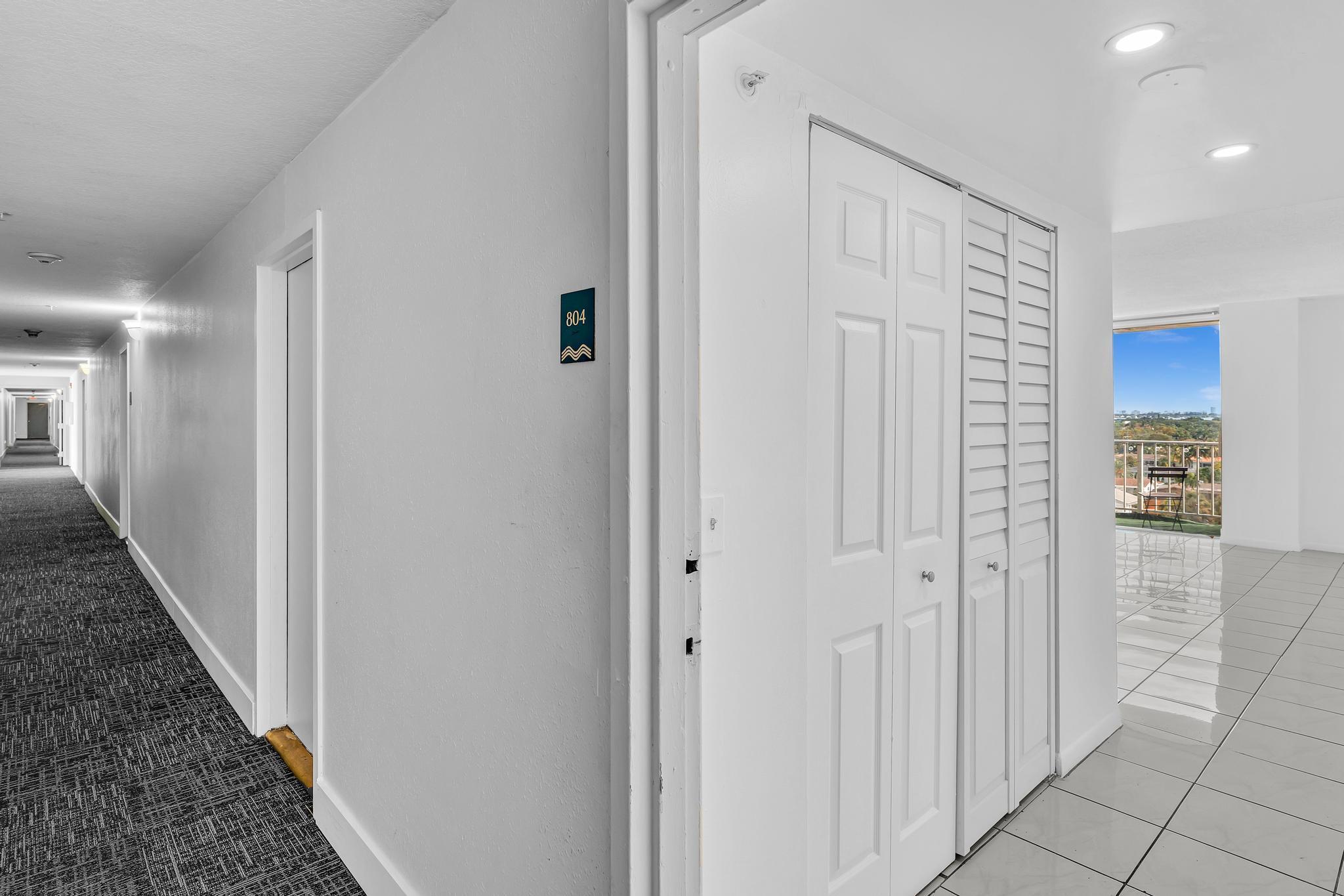 VECINO DEL MAR CONDO - Residential Lease