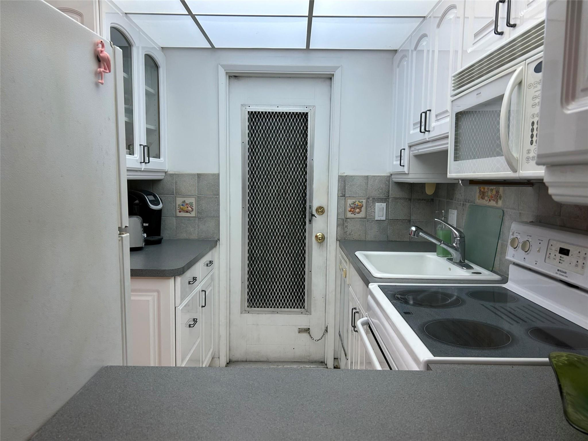 Lighthouse Point Gardens - Residential