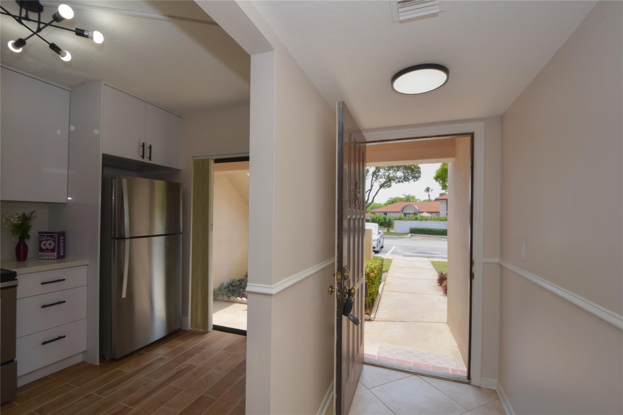 5200 E Club Cir 104