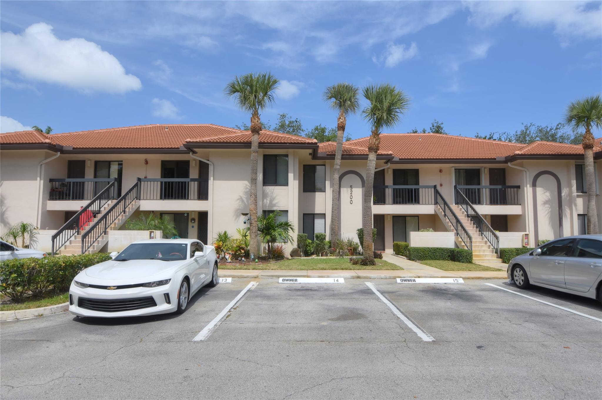 5200 E Club Cir 104