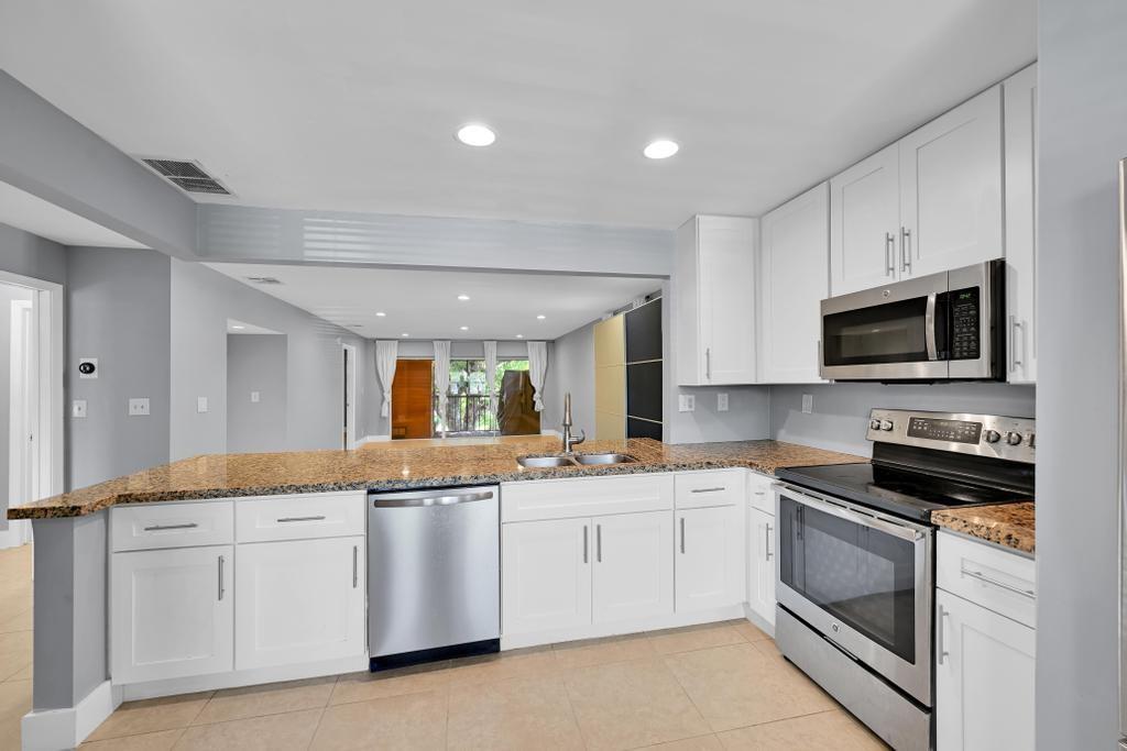 1501 NW 13th St 14