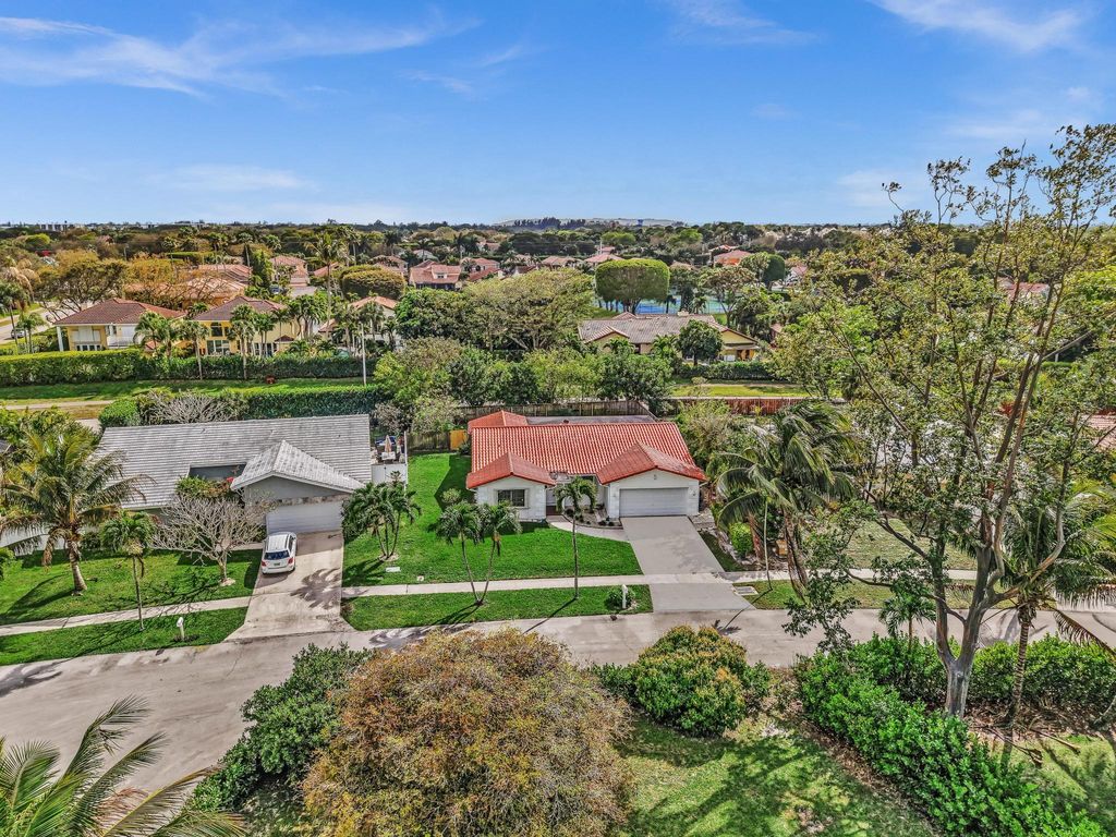 Photo of 6144 Royal Lytham Drive, Boca Raton, FL 33433 (MLS # R11169726)