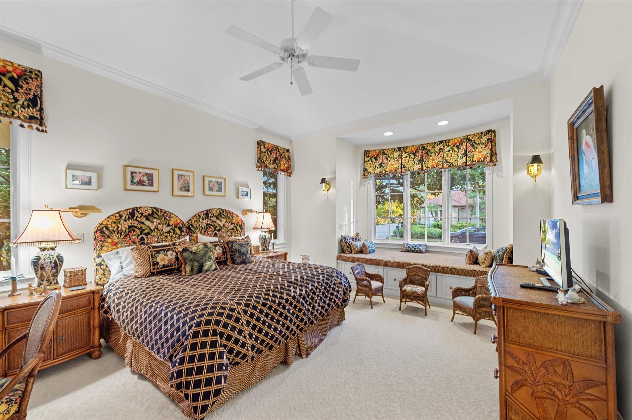 SAILFISH POINT - Residential