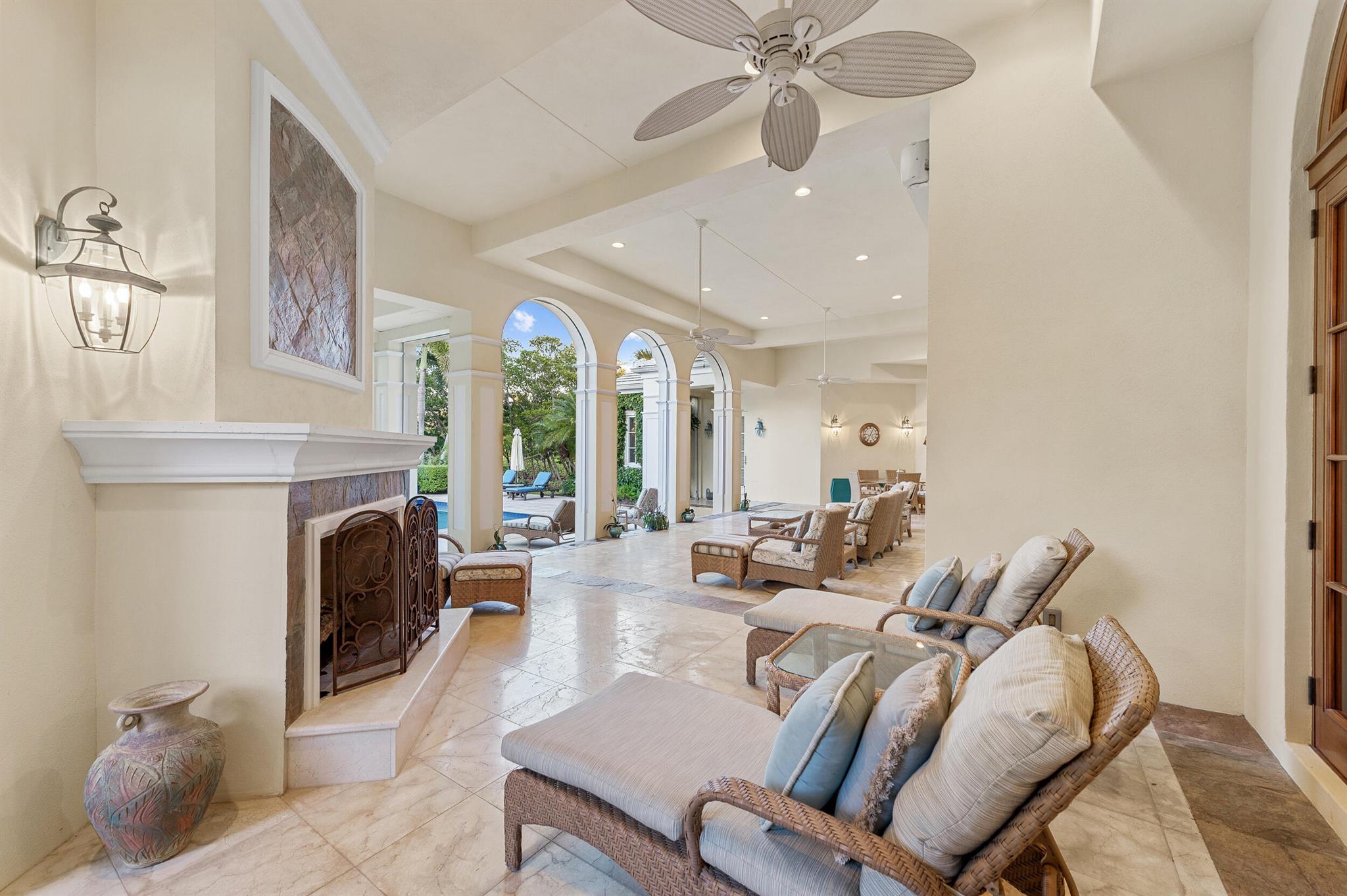 SAILFISH POINT - Residential