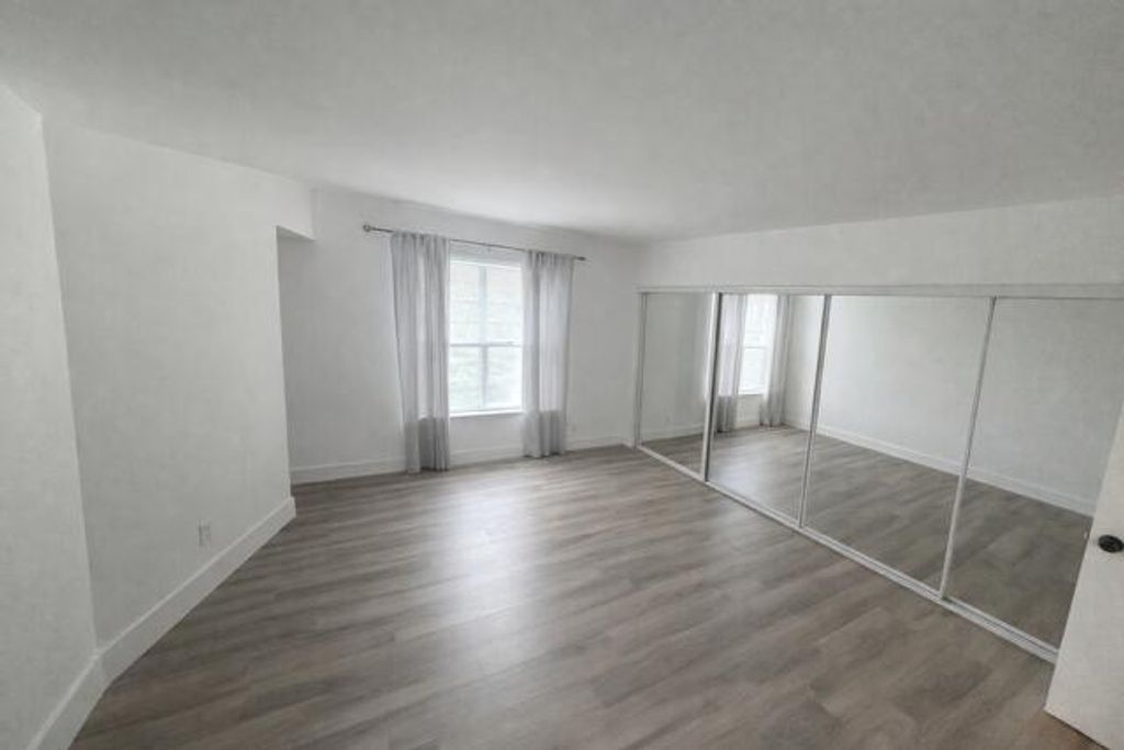 Photo of 809 W Oakland Park Boulevard #K1, Oakland Park, FL 33311 (MLS # B26011574)