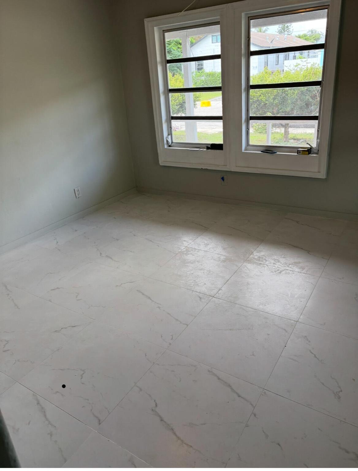 LAKE WORTH TOWN OF - Residential Lease