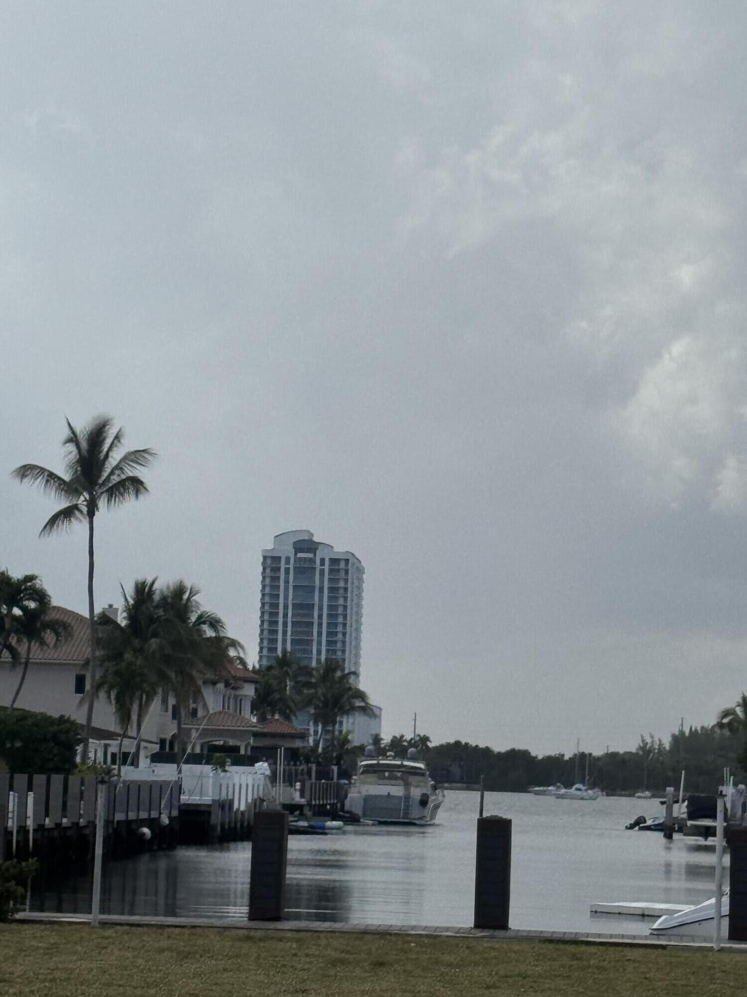 FLORENCE CONDO - Residential