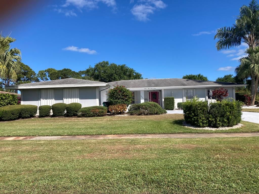 Photo of 2837 SE Pine Valley Street, Port St Lucie, FL 34952 (MLS # R10874262)