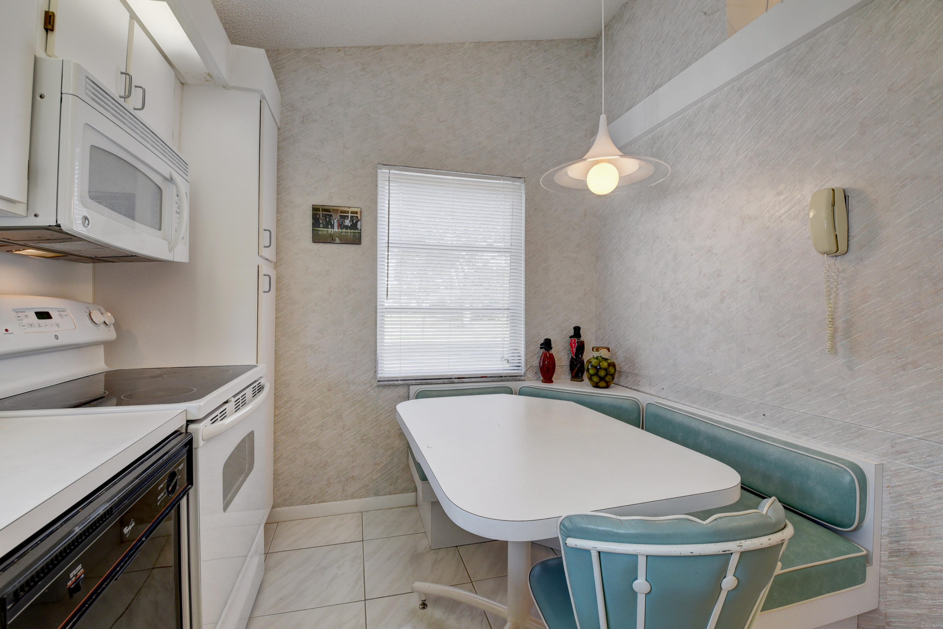 WHISPER WALK - Residential