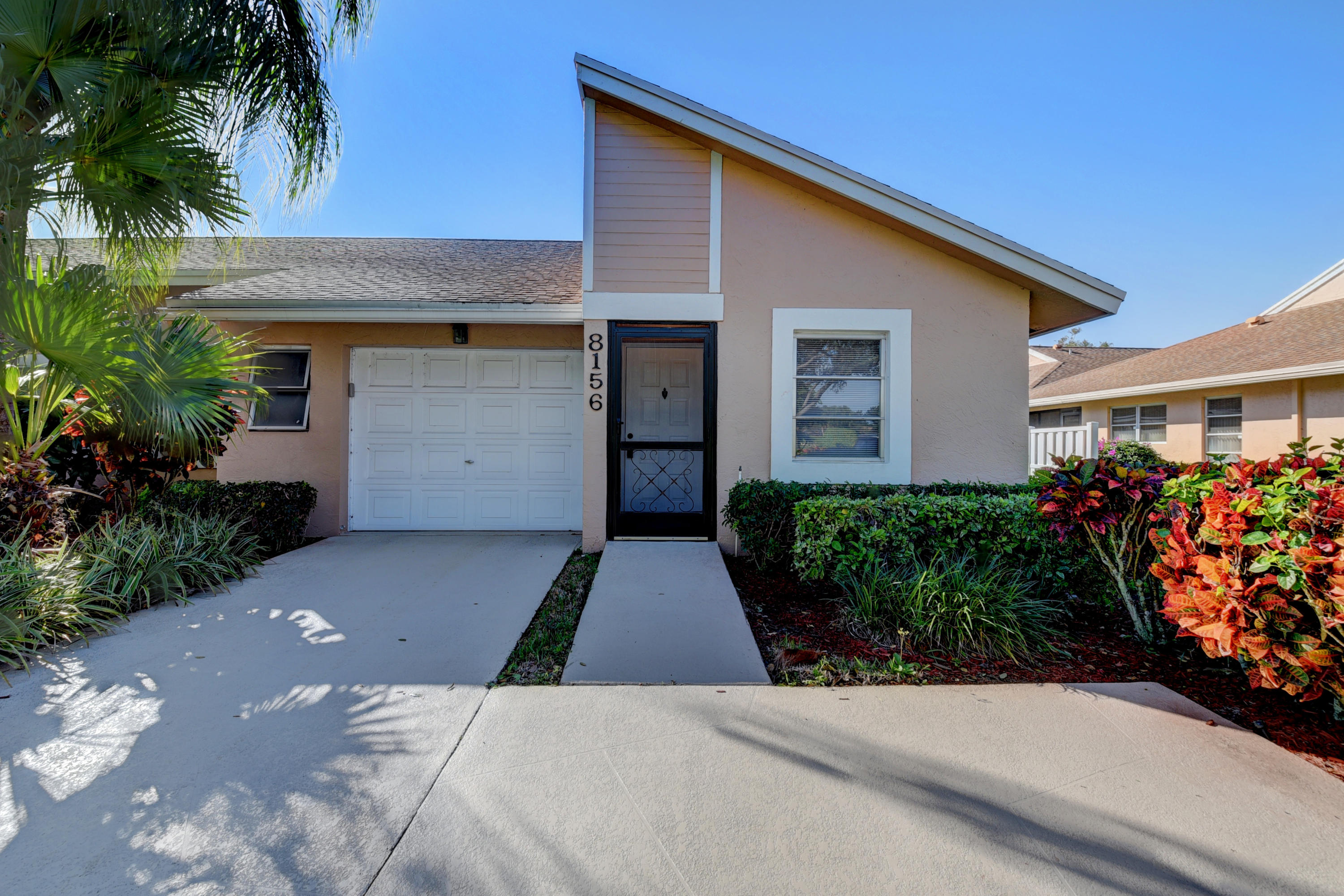 WHISPER WALK - Residential