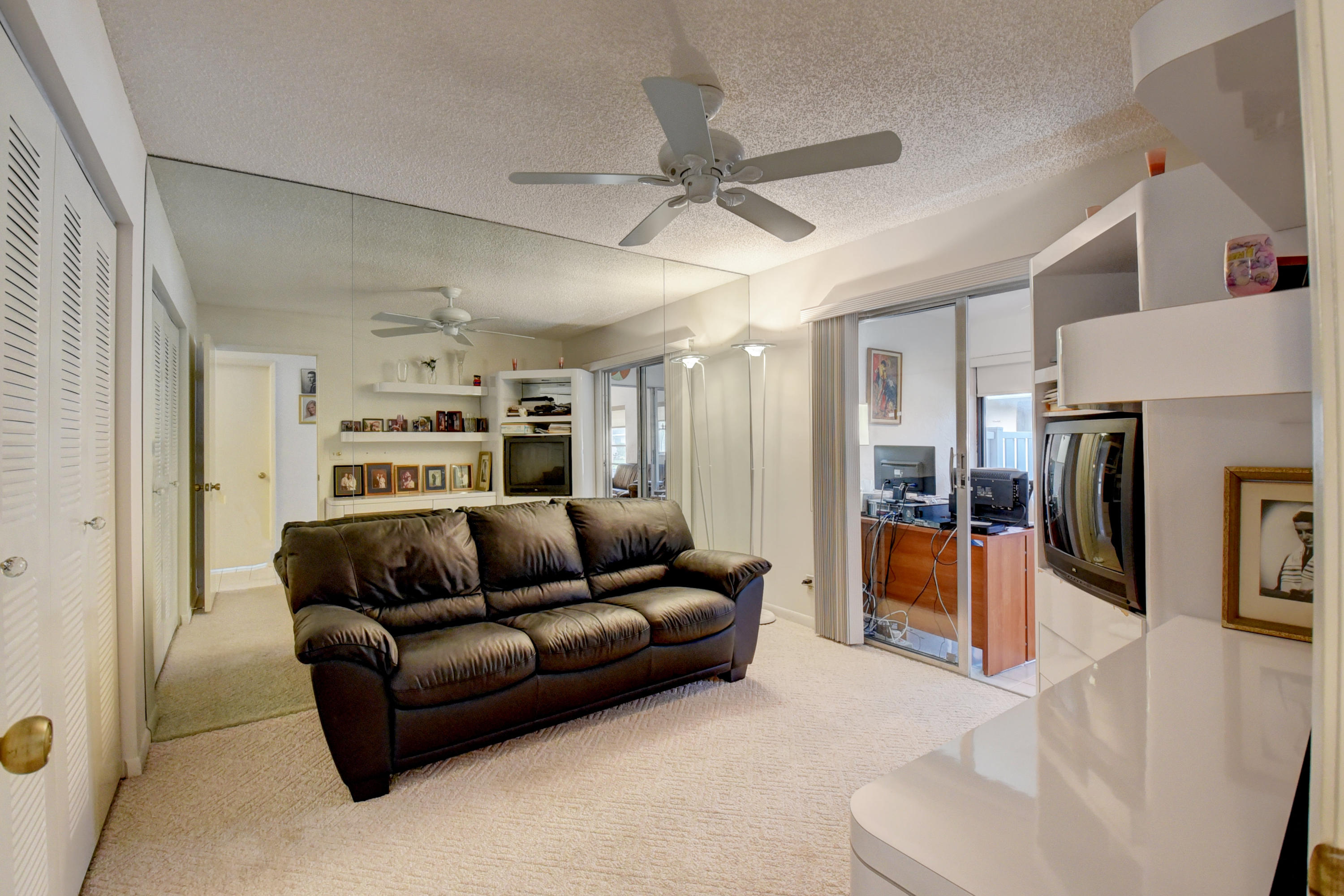 WHISPER WALK - Residential