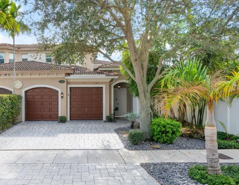1608 NE 5th St, Fort Lauderdale, FL 33301 - MLS#: F10482683