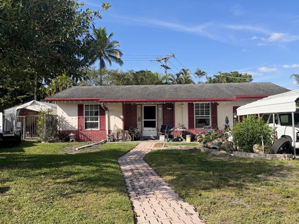 Photo of 22283 SW 64TH Avenue, Boca Raton, FL 33428 (MLS # B26093152)