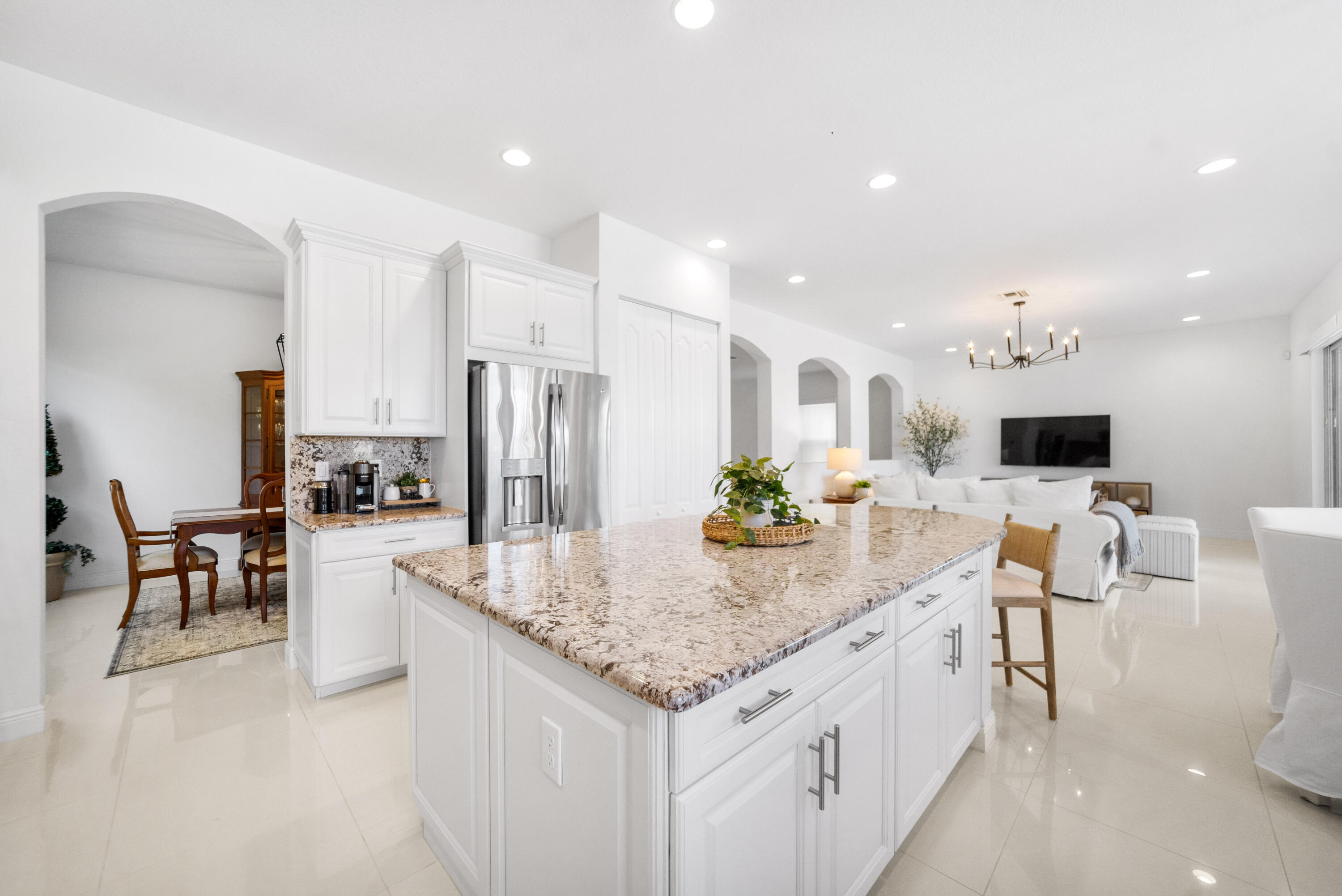 MIRALAGO - Residential