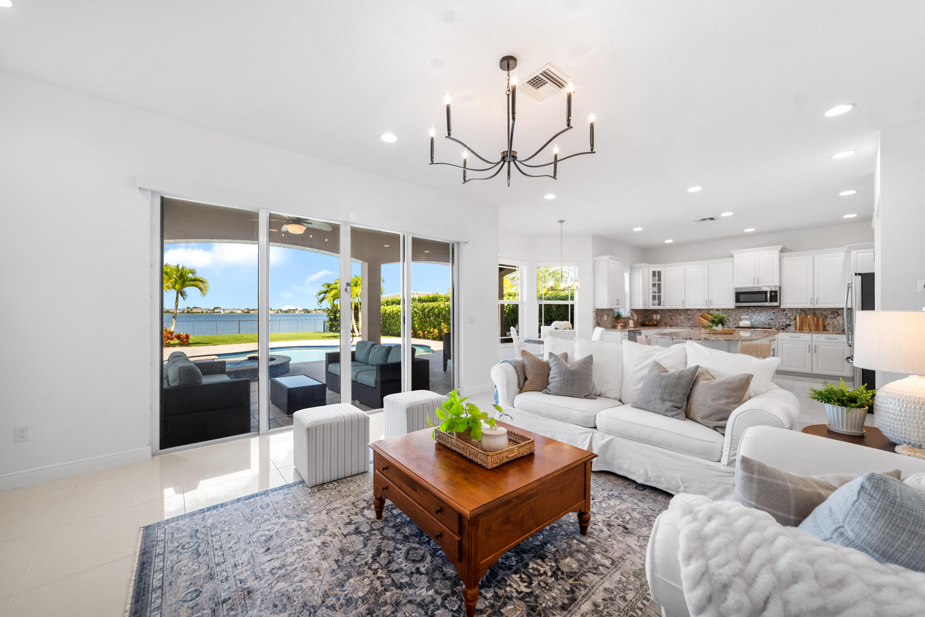 MIRALAGO - Residential