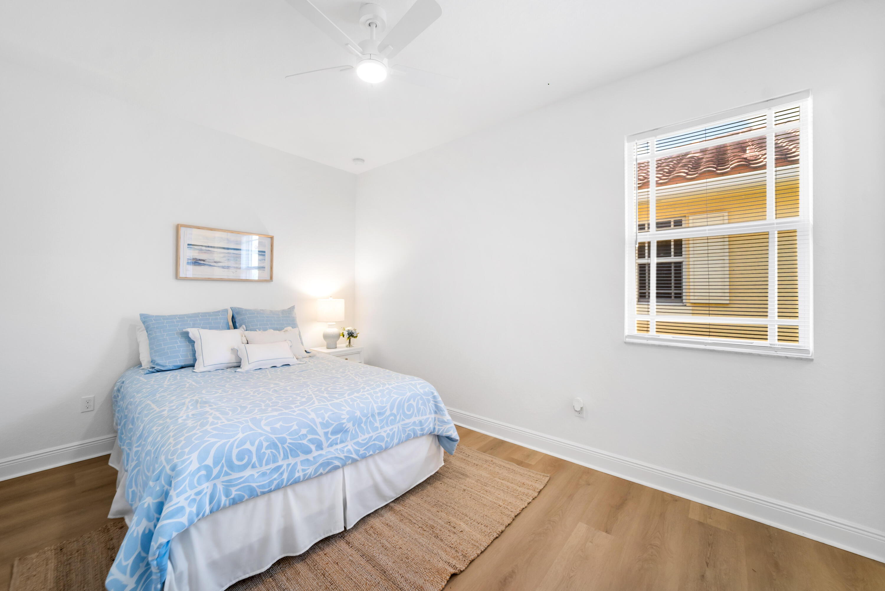 MIRALAGO - Residential