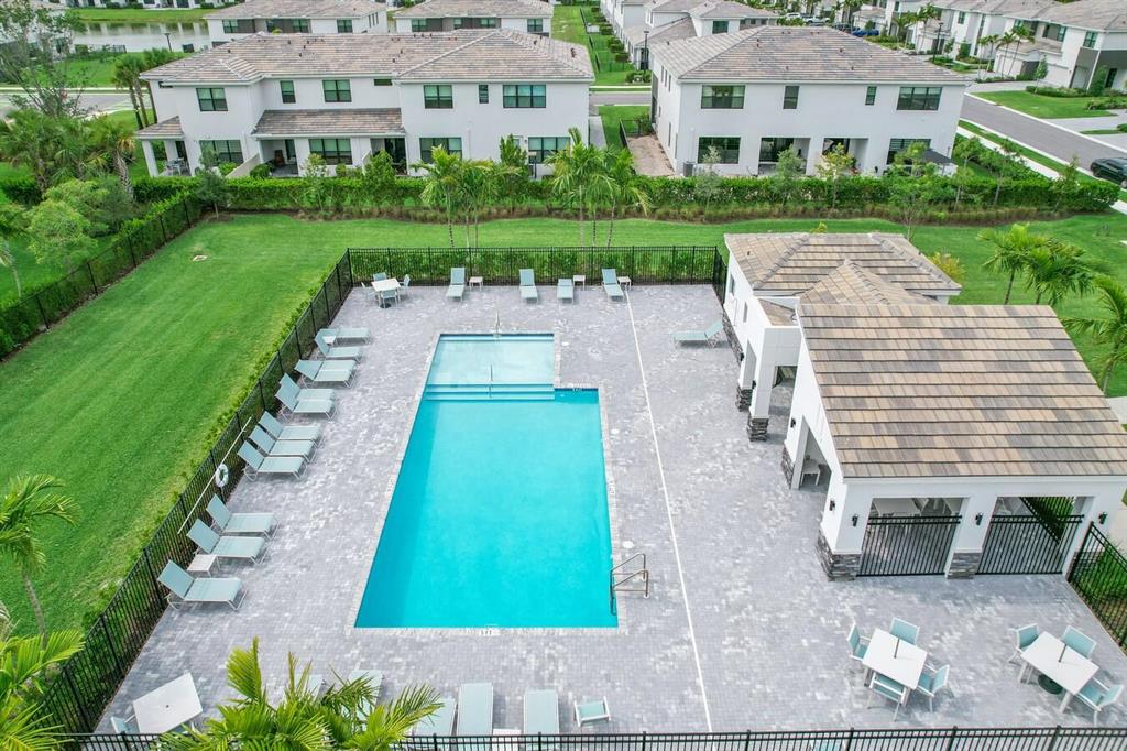 POLO LEGACY MXPD - Residential Lease