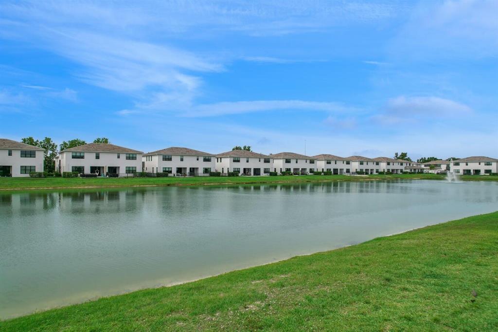 POLO LEGACY MXPD - Residential Lease