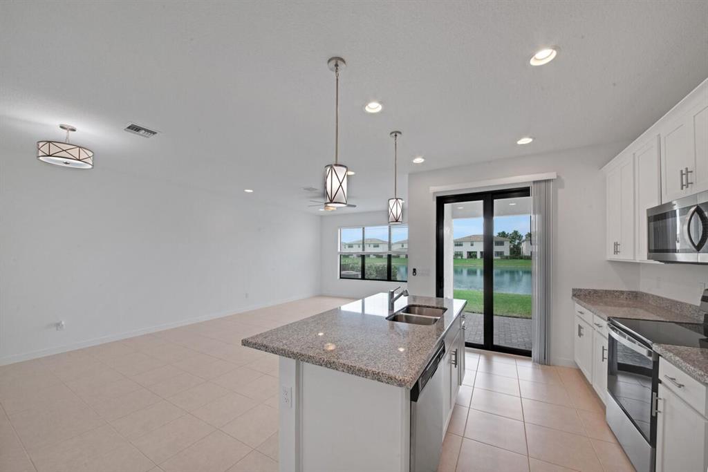 POLO LEGACY MXPD - Residential Lease