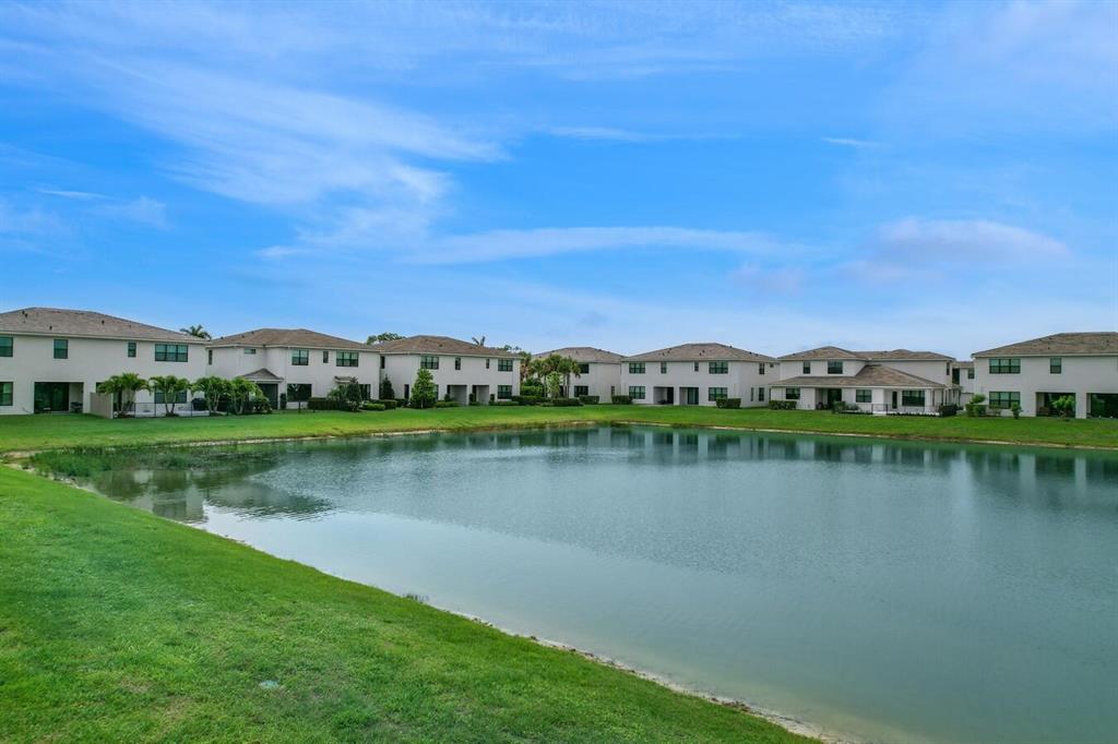 POLO LEGACY MXPD - Residential Lease