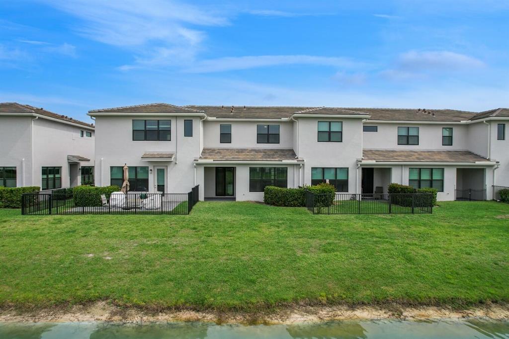 POLO LEGACY MXPD - Residential Lease