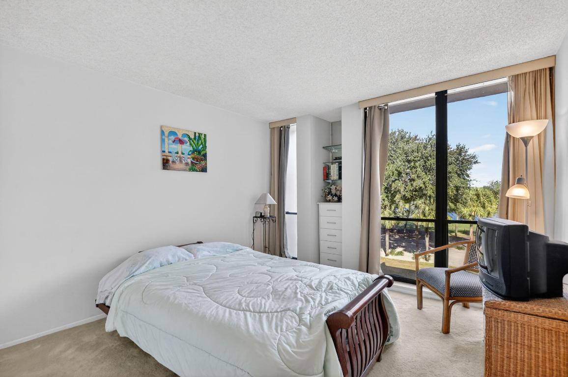 Bridgewood Midrise - Residential