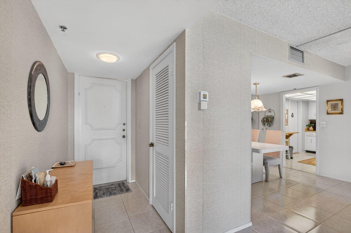 Bridgewood Midrise - Residential