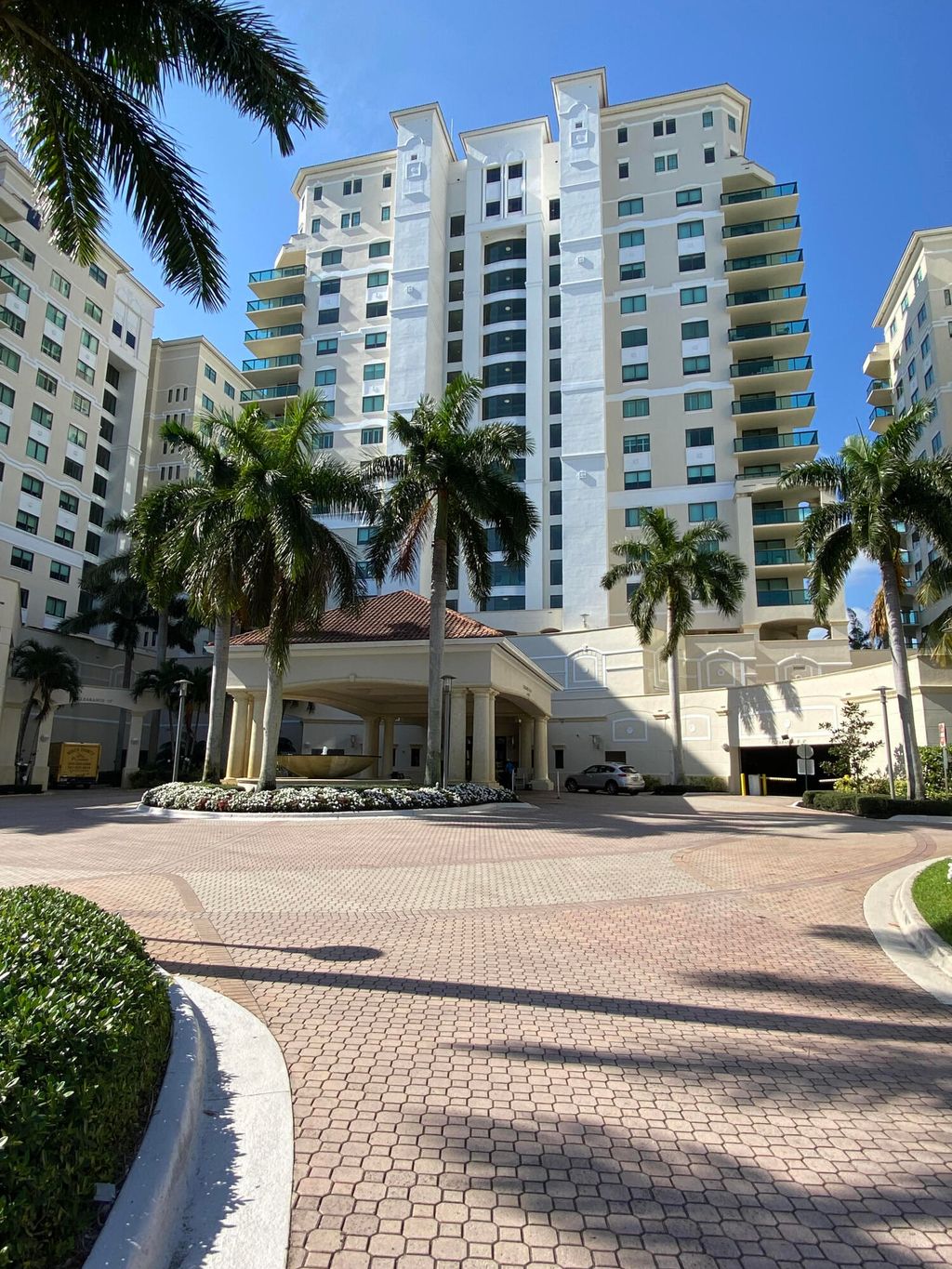 Photo of 3620 Gardens Parkway #1001b, Palm Beach Gardens, FL 33410 (MLS # R10968938)