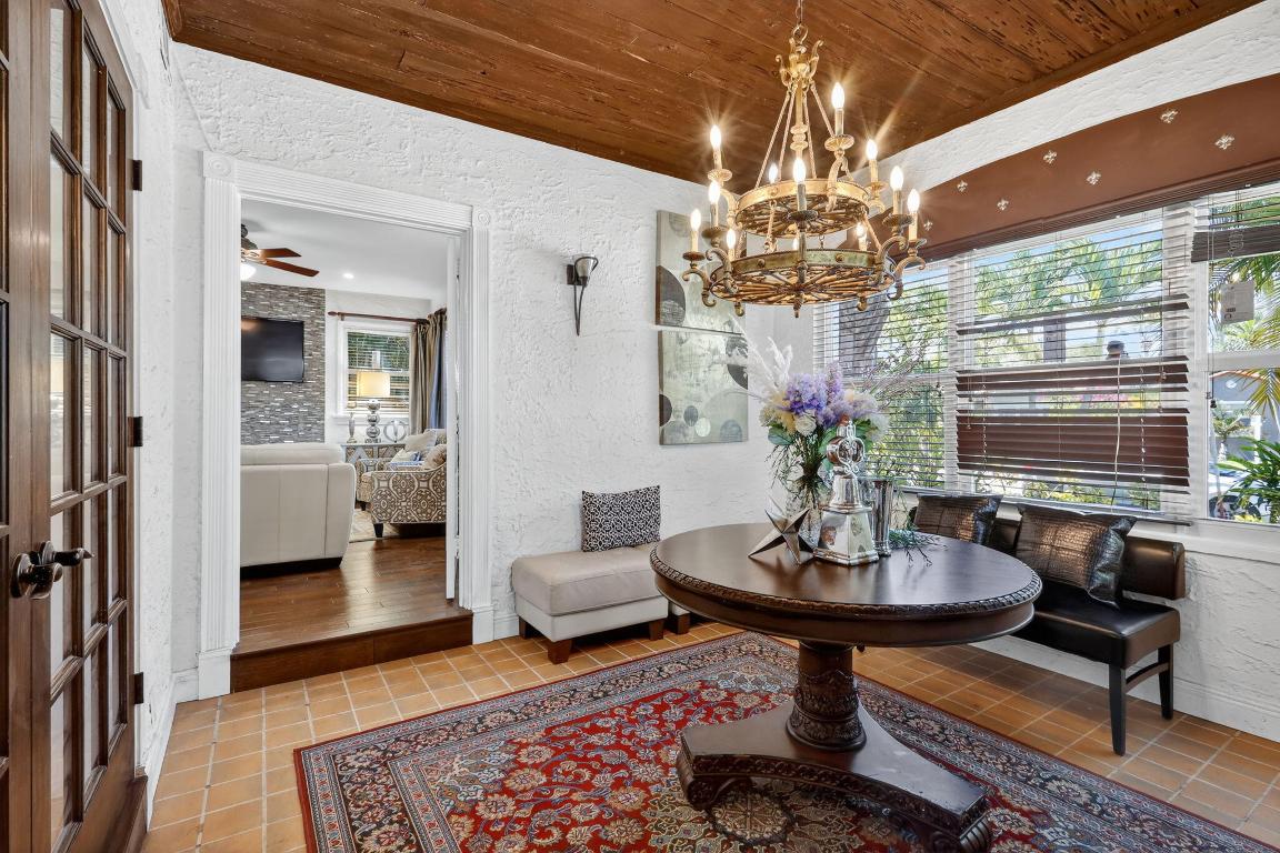 NORTHWOOD - Residential