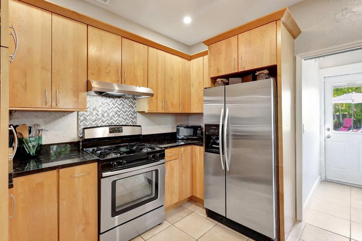 NORTHWOOD - Residential