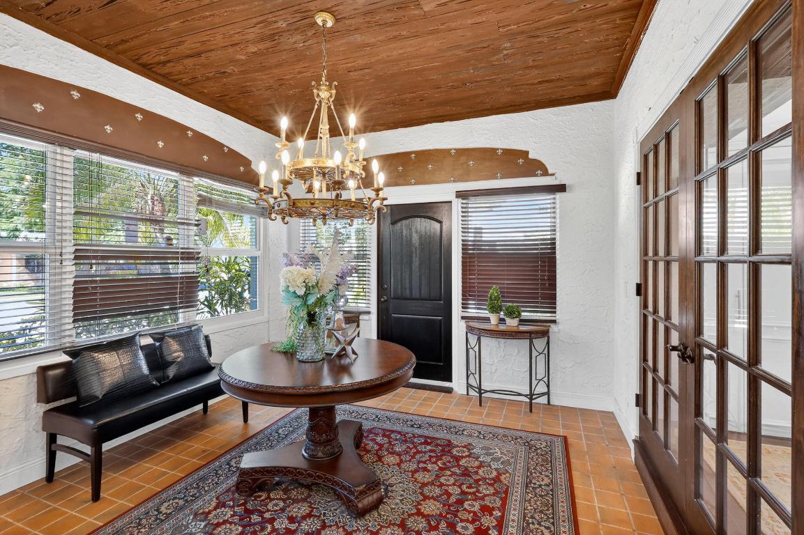 NORTHWOOD - Residential